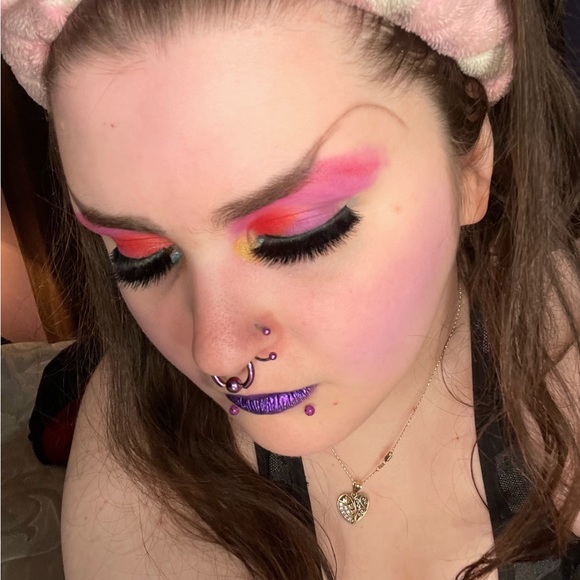 Meet your Posher, Cherrish - Picture 7 of 13